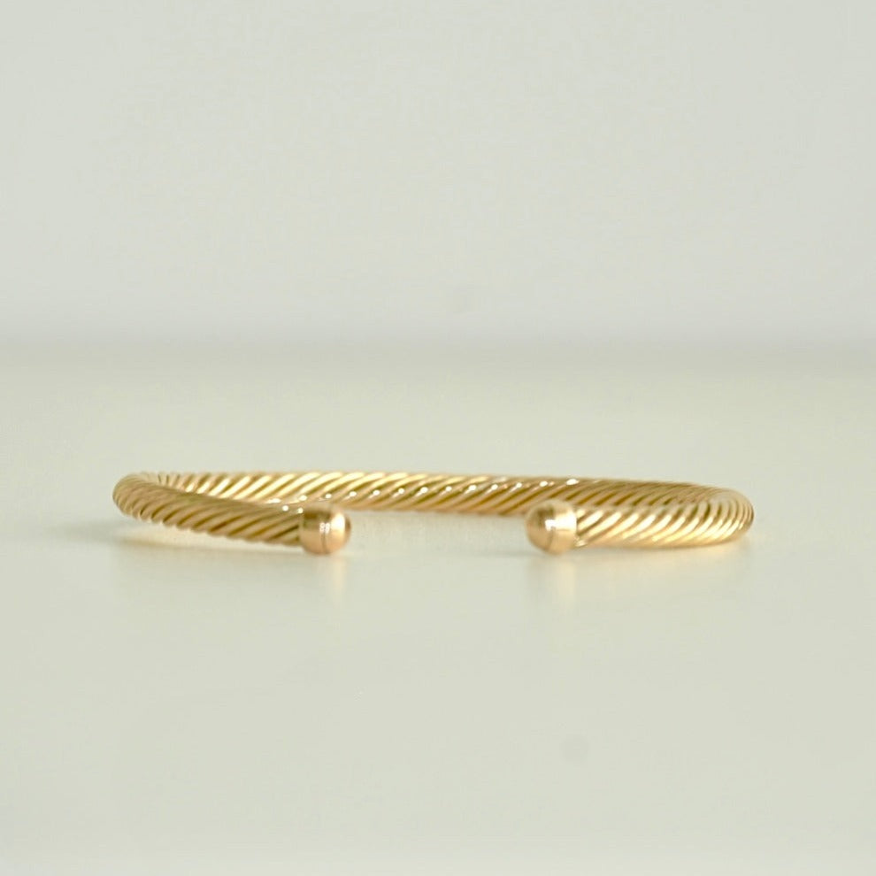 Cruz Bangle Bracelet